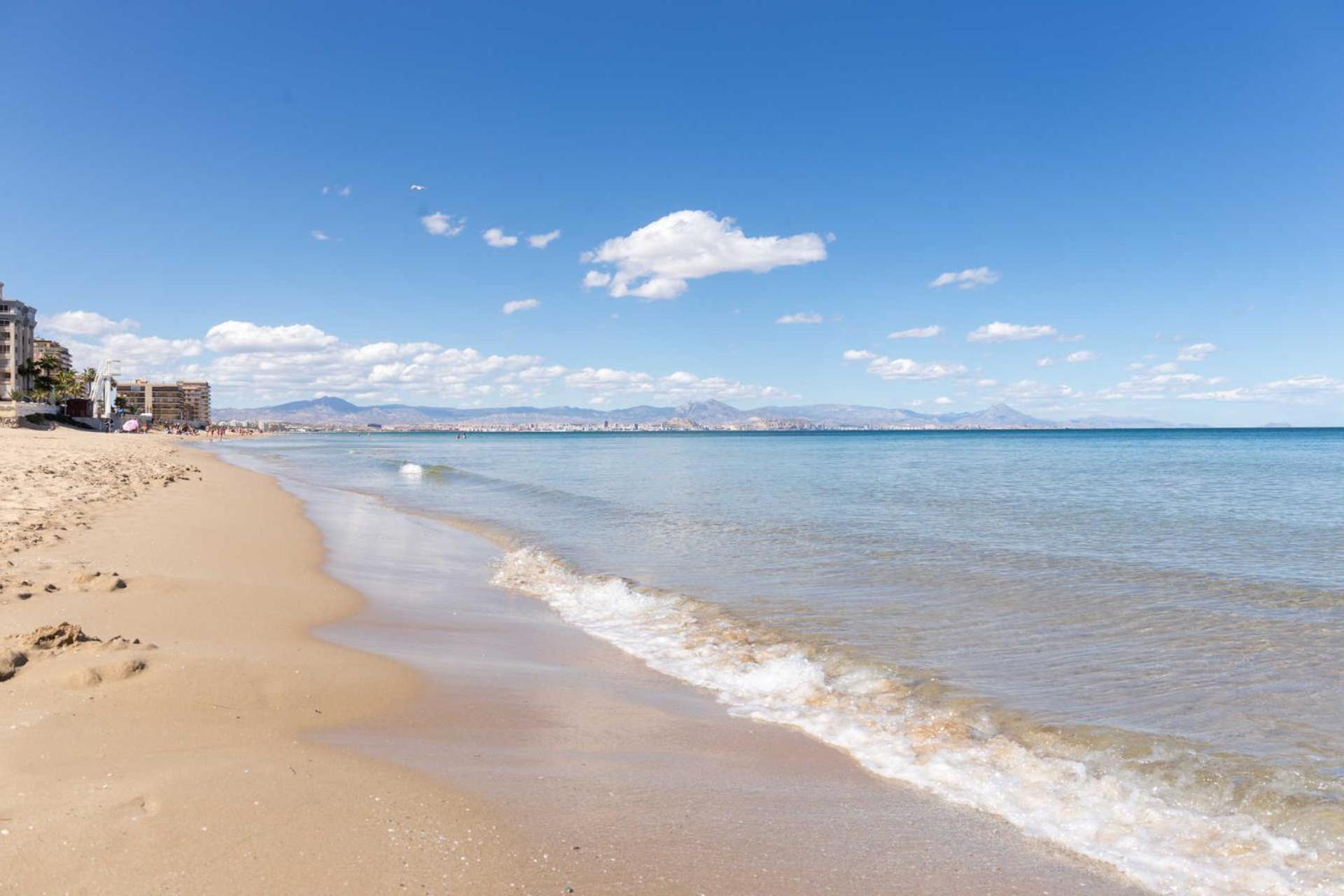 ארנאלס דל סול Apartamento Arenales Playa מראה חיצוני תמונה