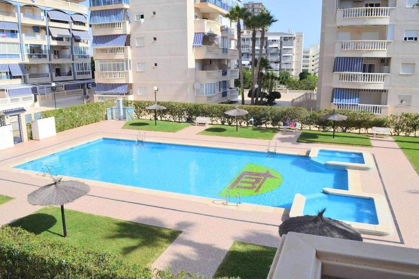 ארנאלס דל סול Apartamento Arenales Playa מראה חיצוני תמונה